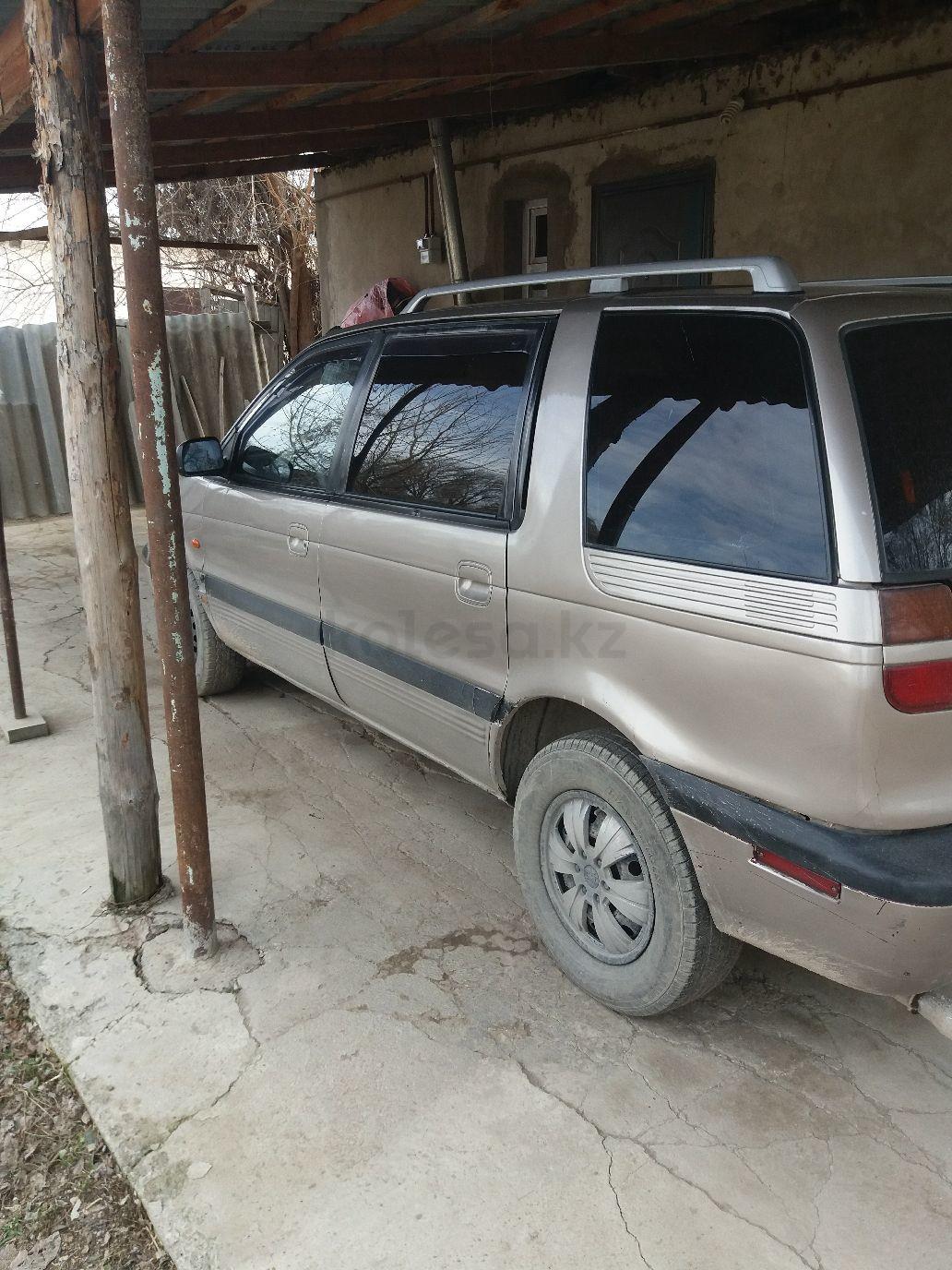 Mitsubishi space wagon 1994